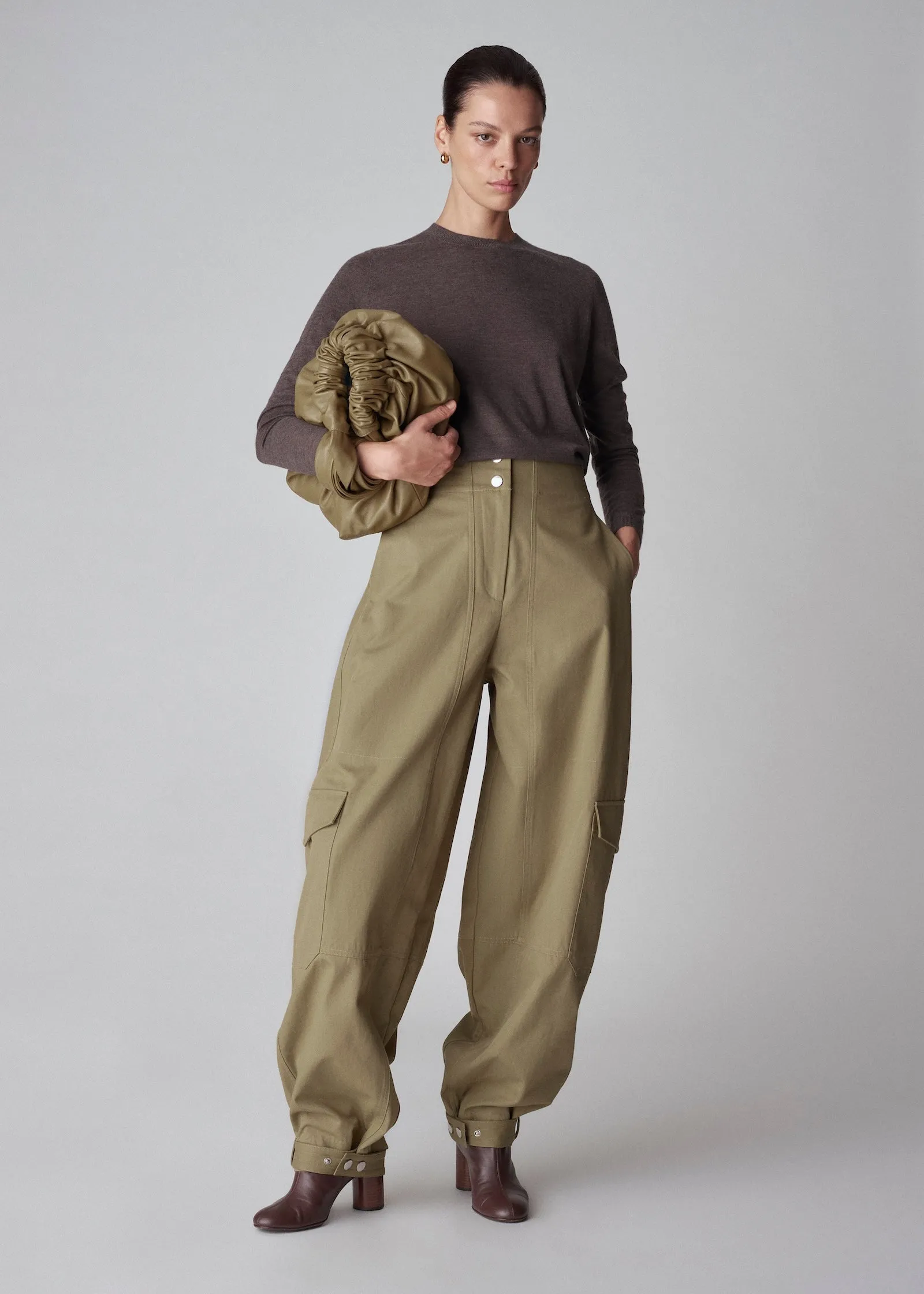 Long Sleeve Crew Neck Tee in Fine Cashmere - Brown
